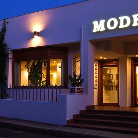 Szálloda Moderno Olbia