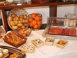 Moderno 酒店 奧爾比亞